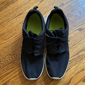 Men’s Nike Black Sneakers